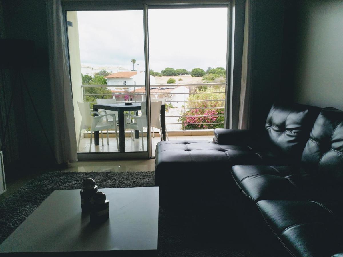 Apartamento T2 Eucalipto 2A Olhos de Agua  Exterior foto